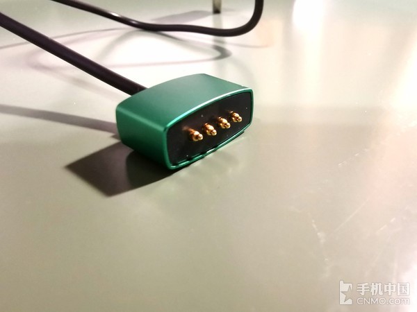 coolfire4电子烟如何_电子烟与传统香烟伤害对比_电子烟戒烟效果分析