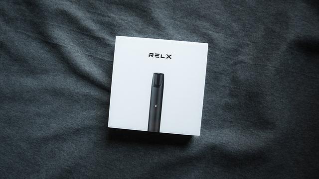 悦刻电子烟_RELX悦刻电子烟评测_电子烟与传统香烟口感对比