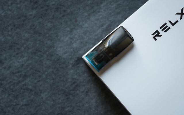 RELX悦刻电子烟评测_电子烟与传统香烟口感对比_悦刻电子烟