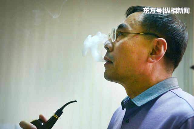  美国青少年电子烟肺病调查 _如烟电子烟怎么样_电子烟致肺病案例 